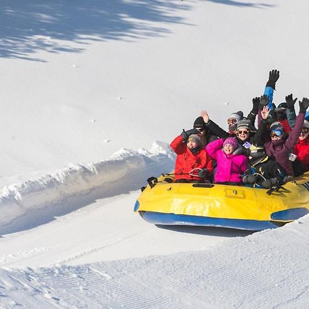 Hotel Valcartier Saint Gabriel De Valcartier Bagian luar foto